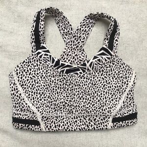 Lululemon Rack and Pack Sports Bra